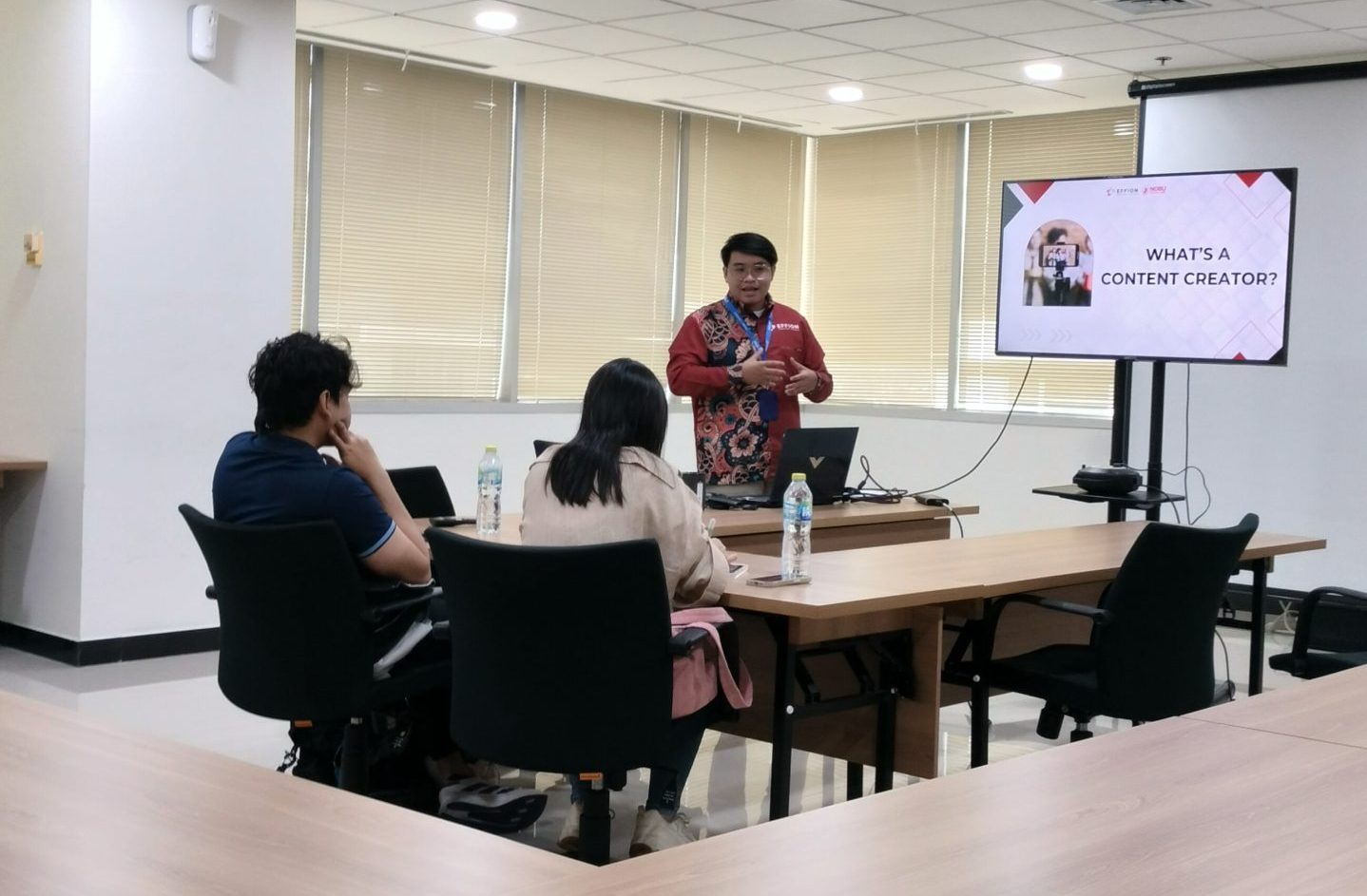 Pelatihan AI untuk Bisnis by Effion Creator School