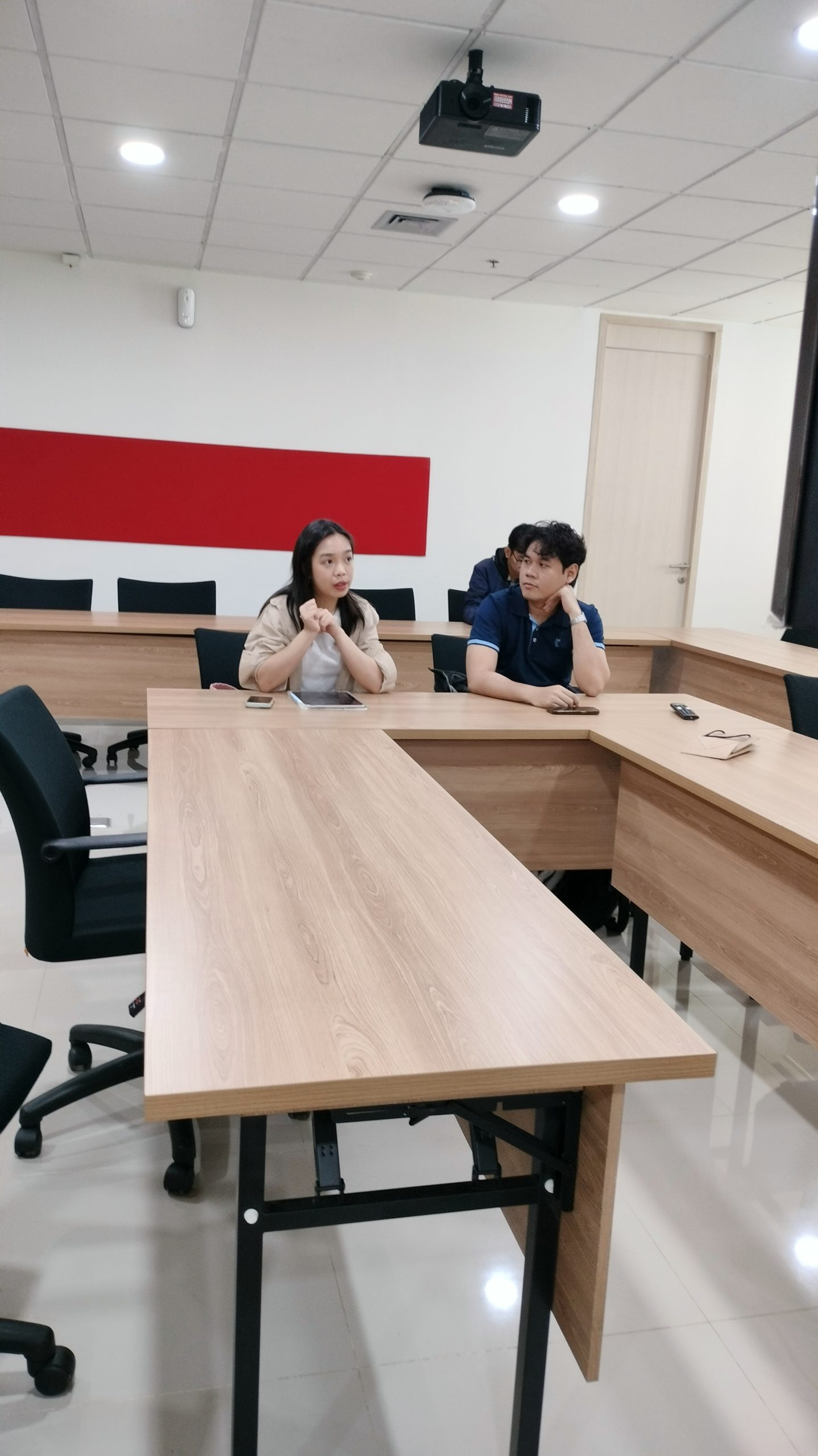 Pelatihan Content Creator dengan Format Small Class, Big Energy